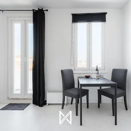 Portonest Downtown Апартаменты