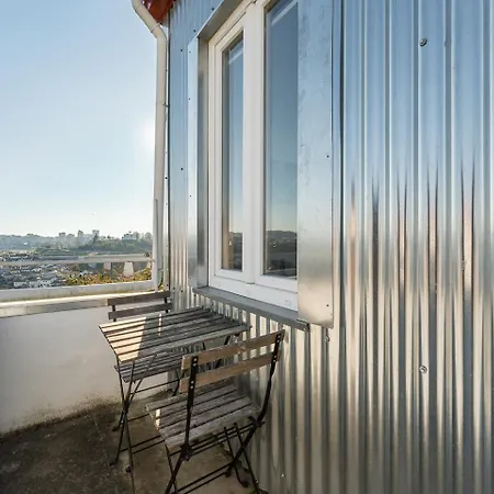 Portonest Downtown * Порту